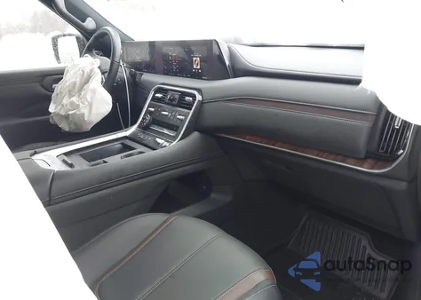 2025 Nissan Armada Sl 4Wd z USA, uszkodzony, nr VIN JN8AY3BB1S9102309